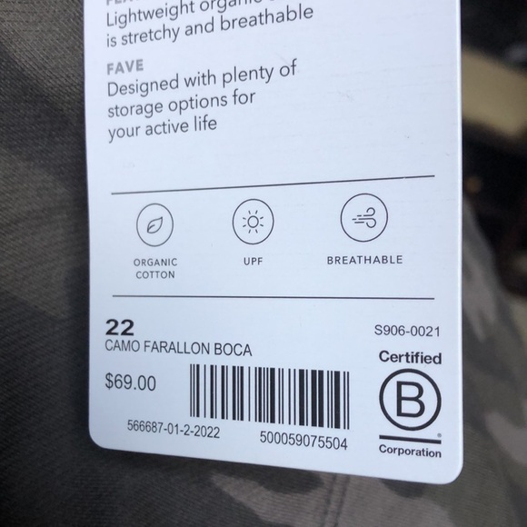 Athleta NWT Women’s FARALLON Green Camo Active Shorts Size 22 - Picture 12 of 13